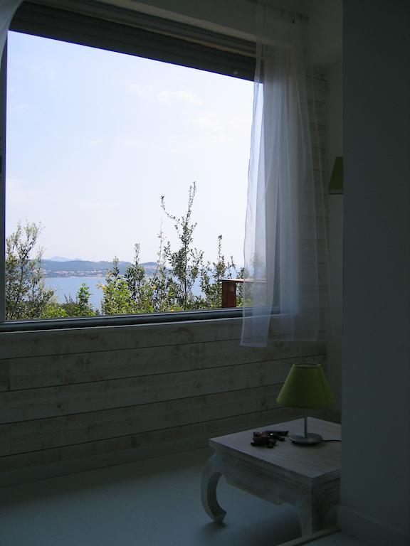 Villa Fabregas 라센느쉬르메르 객실 사진